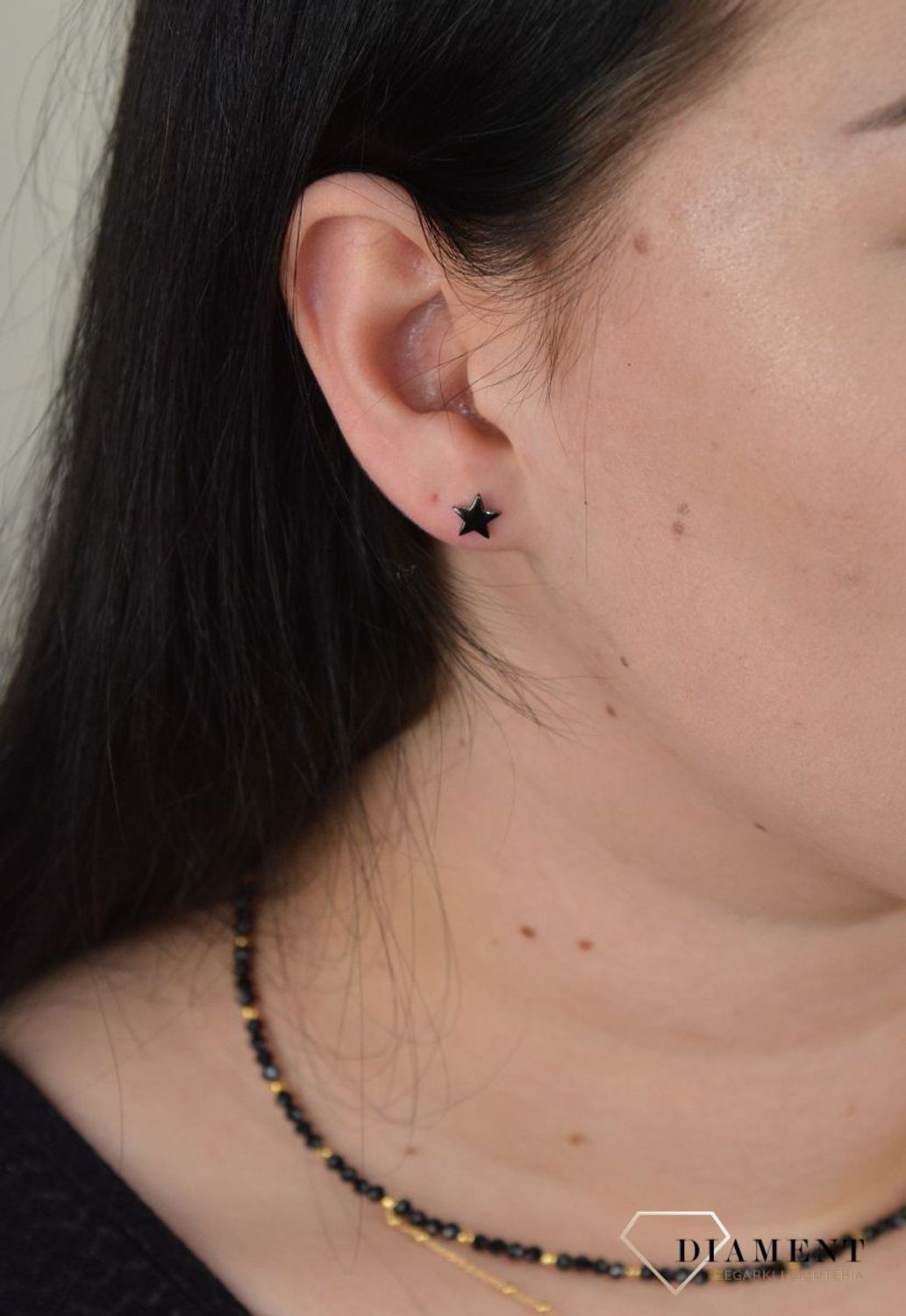 Srebrne kolczyki gwiazdki czarne rodowane JMAN0272BE00.jpg