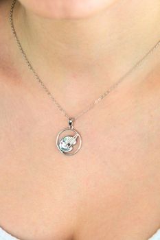 Naszyjnik srebrny 925 damski z zawieszką paletą malarską – kolorowe cyrkonie, regulowany (2).jpg