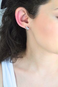 MINET srebrne kolczyki kolibry z białymi cyrkoniami – rodowane, 12x11 mm, 1,5 g (4).jpg