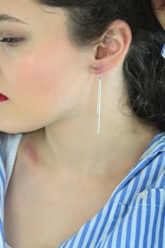 Kolczyki srebrne damskie JMAN0388SE00 – wiszące patyczki, próba 925  (3).jpg