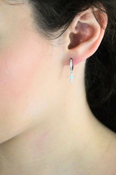 MINET srebrne kolczyki krzyże z cyrkoniami – rodowane srebro 925 (2).jpg