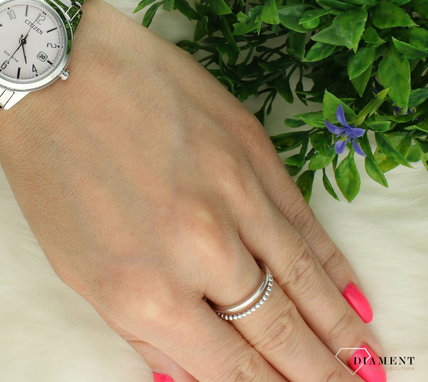 Srebrny pierścionek damski 925 z kuleczkami JMAN0521SR.jpg