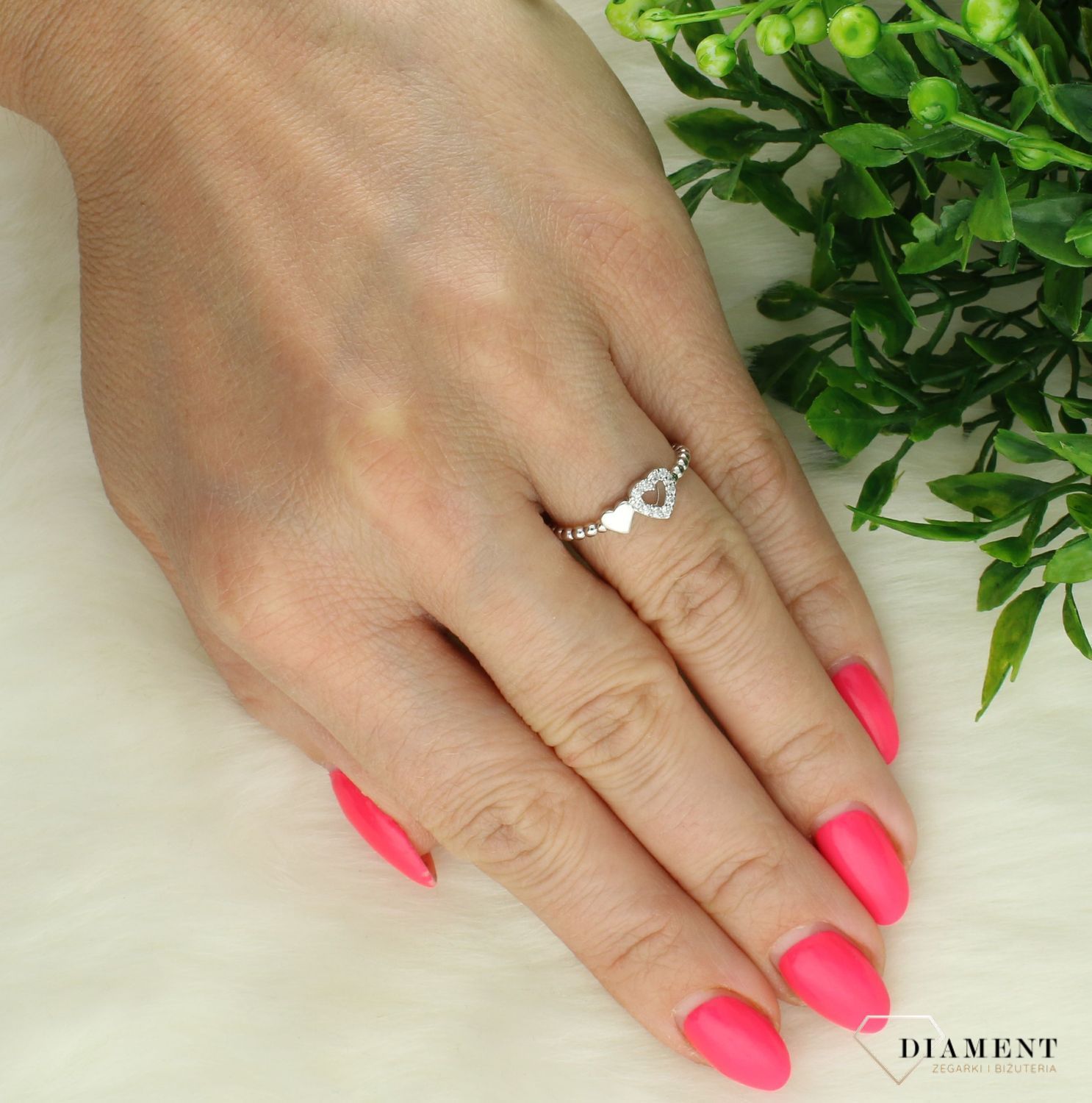 Srebrny pierścionek damski 925 z kuleczkami i sercem JMAN0527SR. Srebrny pierścionek damski. Srebrny pierścionek na prezent. Pierścionek srebrny z kuleczkami. Pierścionek srebrny serce w cyrkoniach..jpg