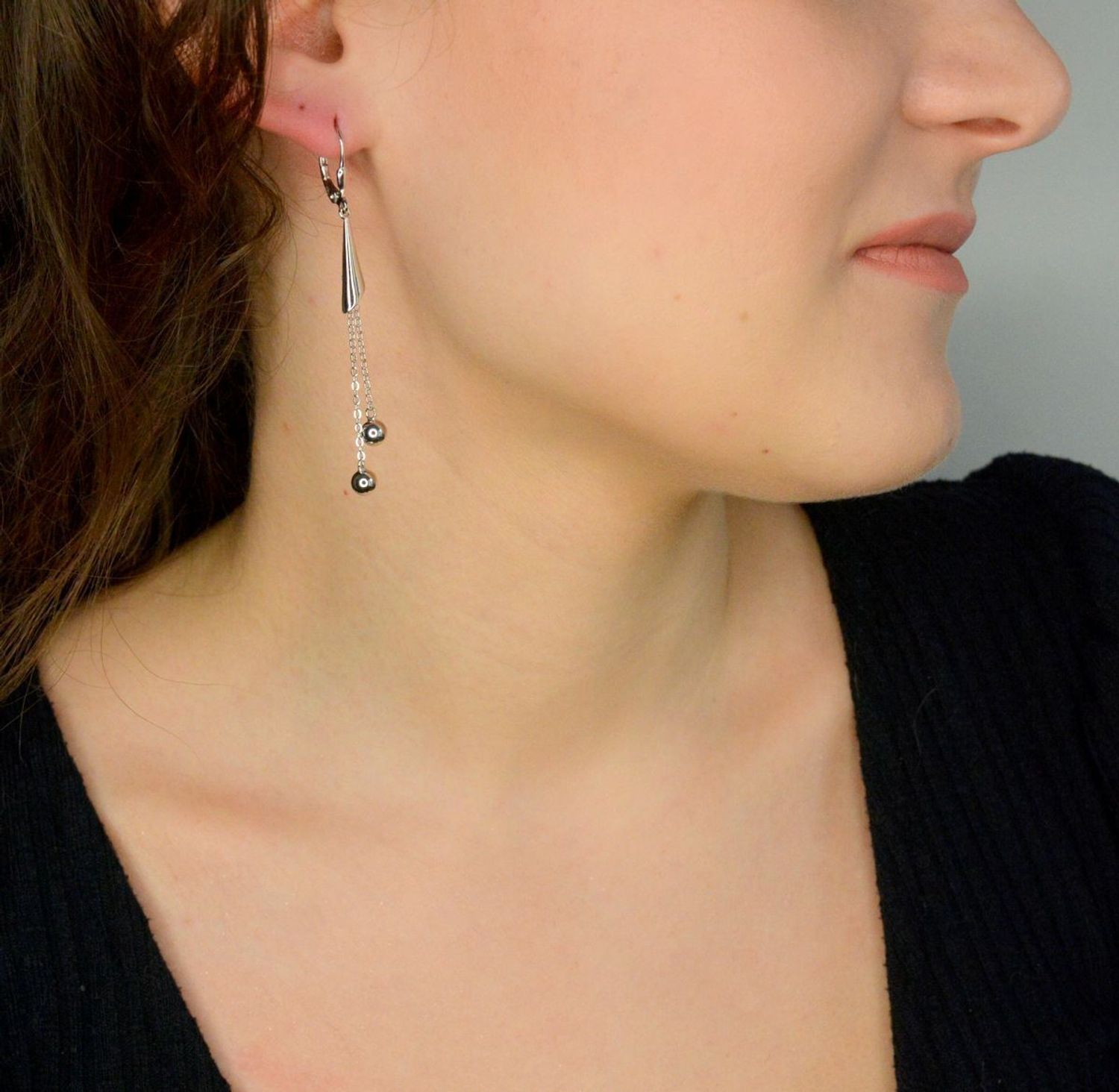 kolczyki srebrne wiszące z kulkami JMAN0558SE00.jpg