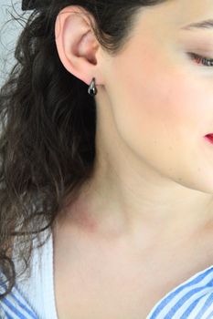 MINET kolczyki srebrne krople – czarny rod, nowoczesny design, wkrętki (2).jpg