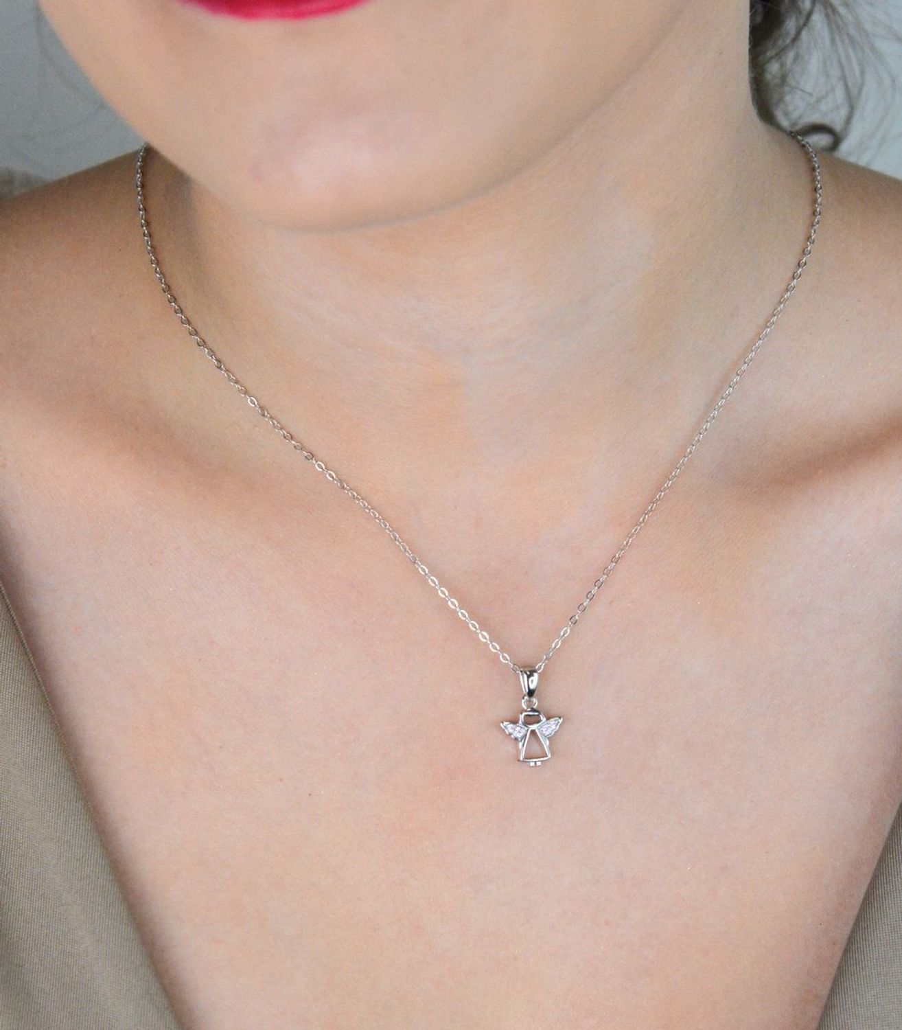 MINET srebrny naszyjnik z aniołkiem ozdobionym różowymi cyrkoniami. Delikatna biżuteria dla dziewczynki – Ag 925, długość 41+4 cm. Idealny na prezent.1.jpg