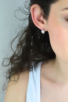 MINET srebrne kolczyki Koniczyna z cyrkoniami – rodowane, zatrzask, 7x7 mm (4).jpg