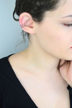 MINET Srebrna Nausznica Ear Cuff Ag 925  Nowoczesna Biżuteria (2).jpg