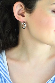 Kolczyki srebrne damskie JMAN0643E00 – koła skręcone 2,2 cm, próba 925 (2).jpg