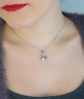 Elegancki naszyjnik srebrny MINET JMAN0647SN45 z motywem konia i białą cyrkonią. Wykonany ze srebra próby 925, rodowany, długość 45 cm. Delikatna i uniwersalna biżuteria idealna na prezent i codzienne stylizacje (3).JPG