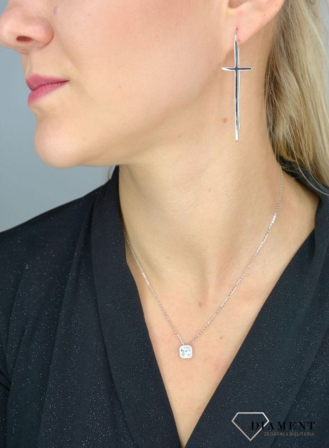 Kolczyki srebrne wiszące 'Duże krzyże' JMAS0063SE00.jpg