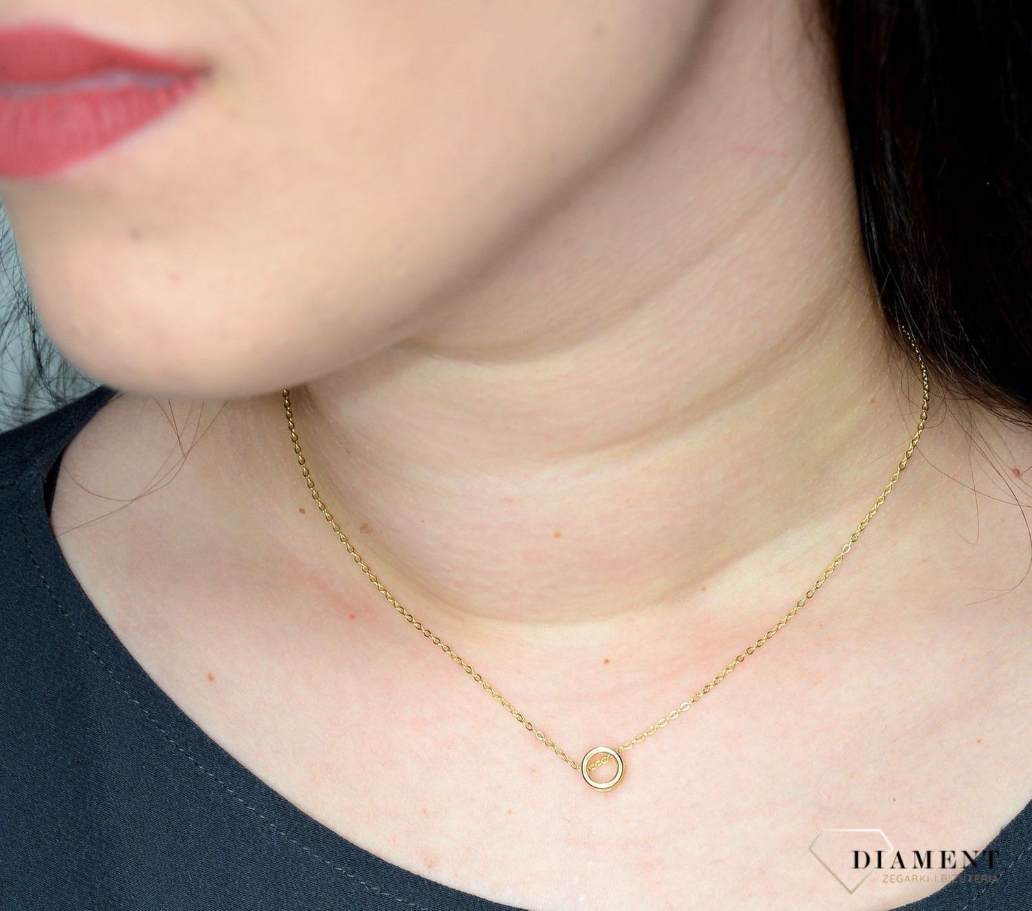 Srebrny naszyjnik pozłacany z okrągłą zawieszką JMAS0089GN45.jpg