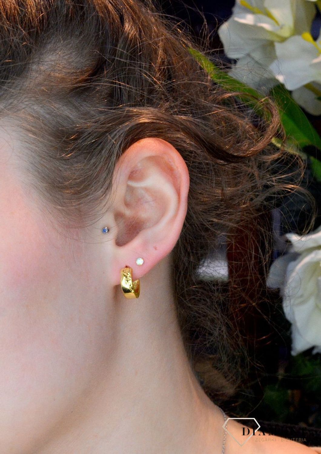 Srebrne pozłacane kolczyki klasyczne kółeczka JMAS0119GE00.  Biżuteria wykonana z najwyższej próby srebra w pozłoceniu żółtego złota 💎 Kolczyki z perłami idealny prezent dla każdej kobiety 💎 Srebrna biżuteria wykonana z pró.jpg