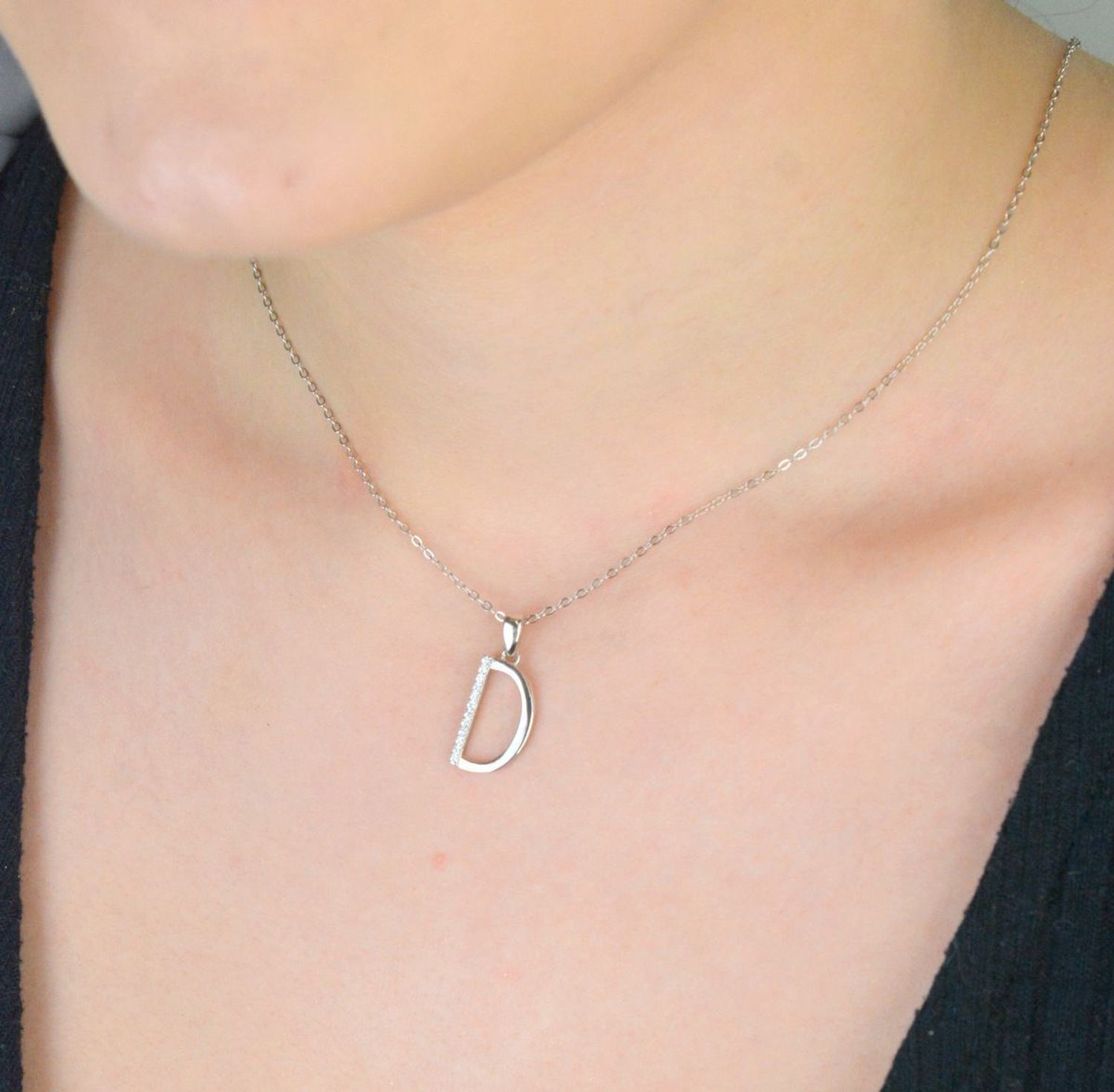 Naszyjnik srebrny literka D z cyrkoniami próba 925 – JMAS0204SN42.jpg