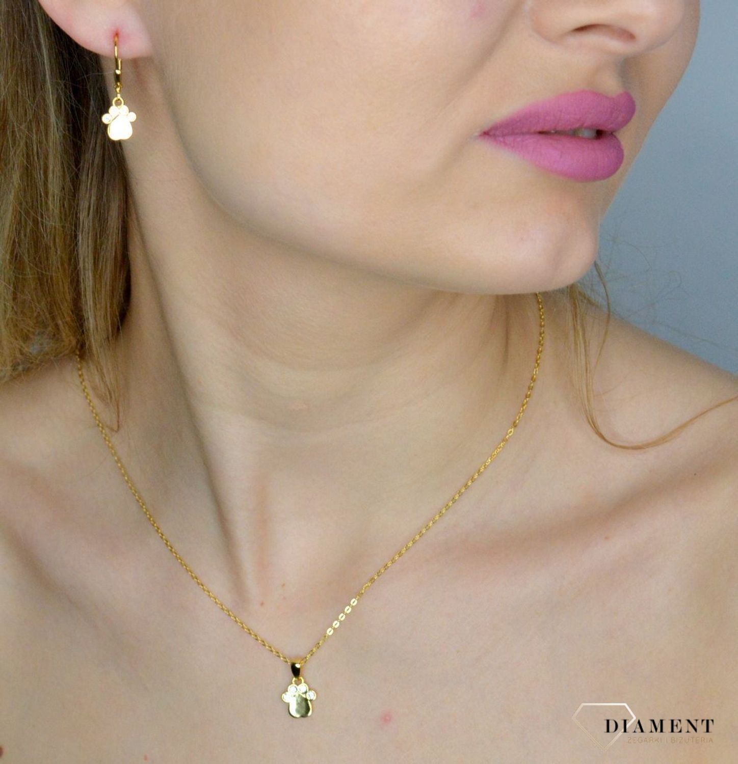 Srebrny naszyjnik dziecięcy 925 psia łapka w pozłoceniu JMAS0219GN45. Srebrny naszyjnik dziecięcy. Naszyjnik srebrny psia łapka. Naszyjnik srebrny dla dziewczynki. Naszyjnik idealny na prezent dla małej modnisi..jpg