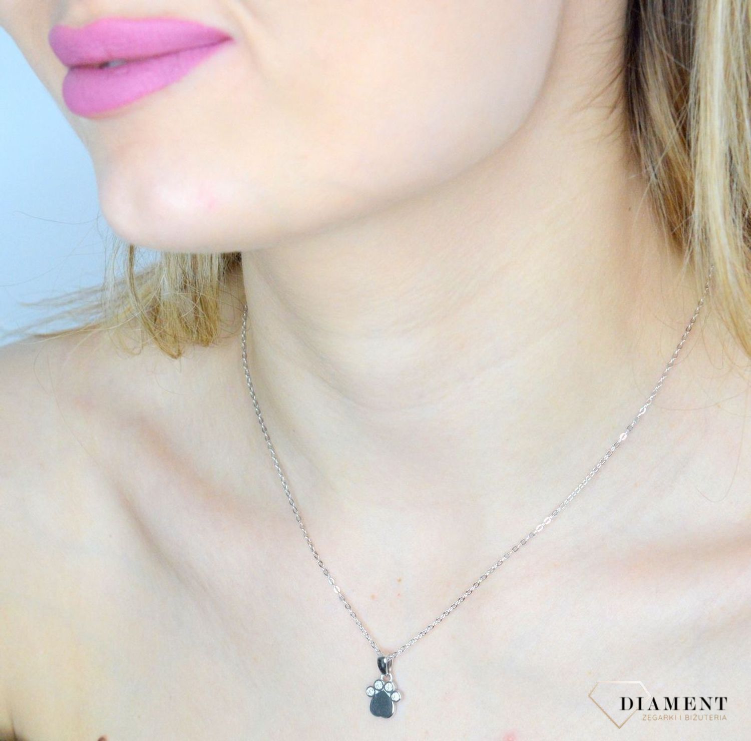 Srebrny naszyjnik dziecięcy 925 psia łapka JMAS0219SN45. Srebrny naszyjnik dziecięcy. Naszyjnik srebrny psia łapka. Naszyjnik srebrny dla dziewczynki. Naszyjnik idealny na prezent dla małej modnisi..jpg