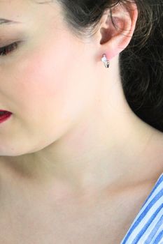 MINET srebrne kolczyki kółeczka z białymi cyrkoniami – rodowane srebro 925 (1).jpg