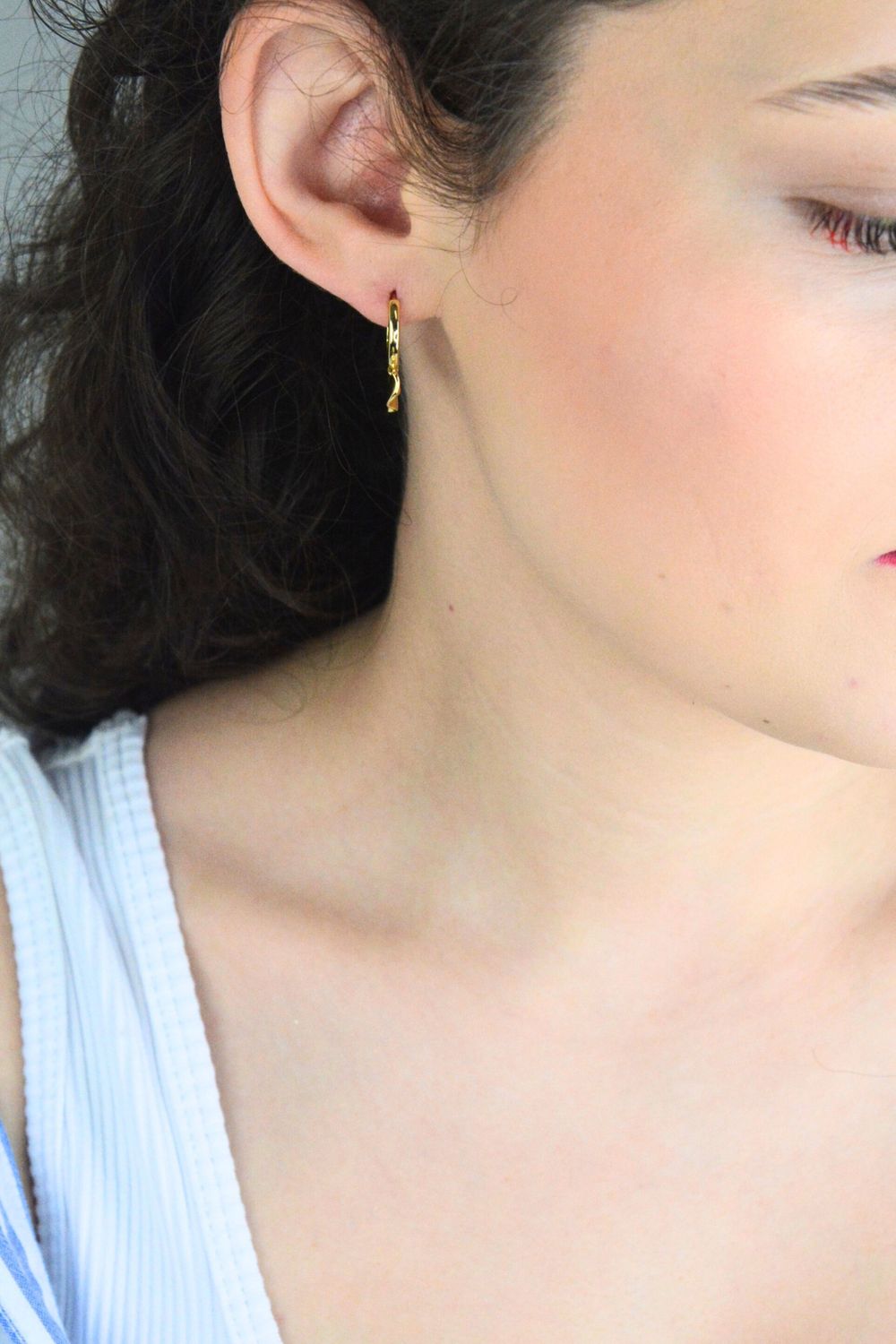 MINET Kolczyki pozłacane z falbanką Ag 925.jpg