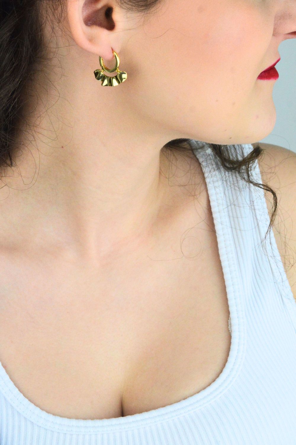 MINET Kolczyki pozłacane z falbanką Ag 925.jpg