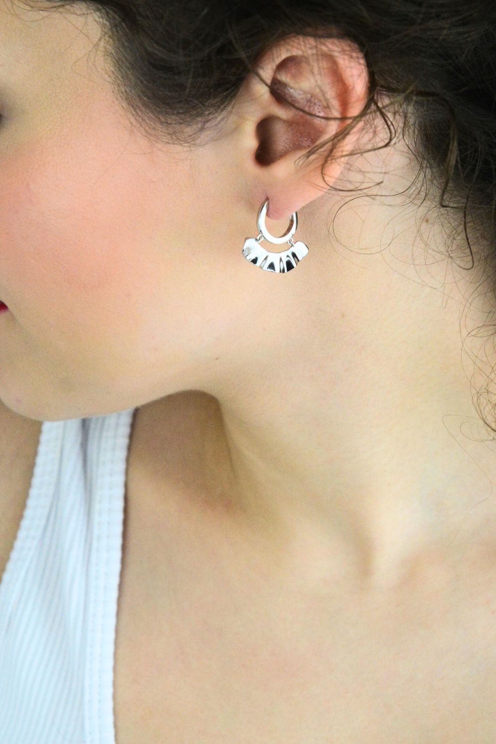 MINET Kolczyki z falbanką Ag 925.jpg