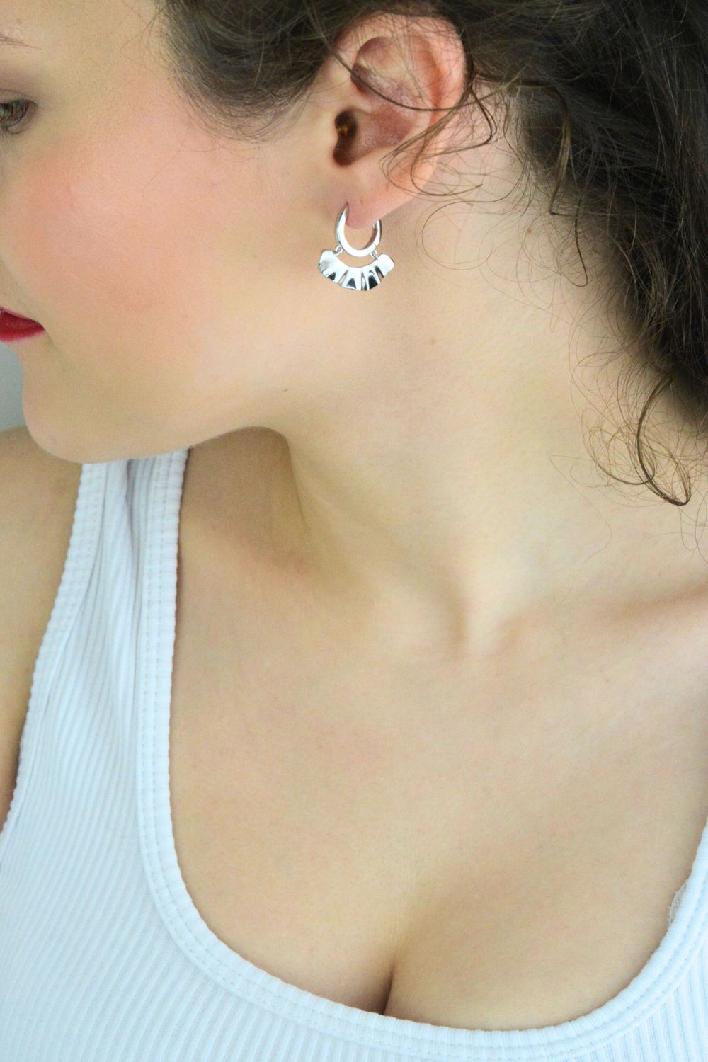 MINET Kolczyki z falbanką Ag 925.jpg