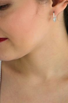 MINET Kolczyki owalne z cyrkoniami Ag 925 (1).jpg