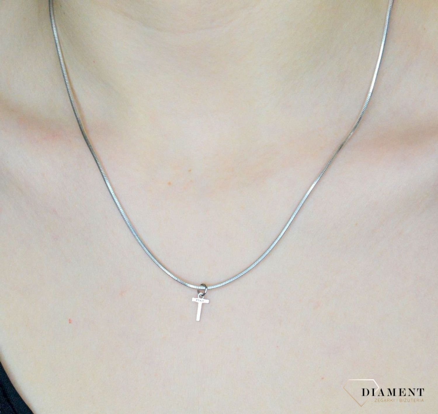 Srebrna zawieszka literka T 8mm JMAS900TSP00.jpg