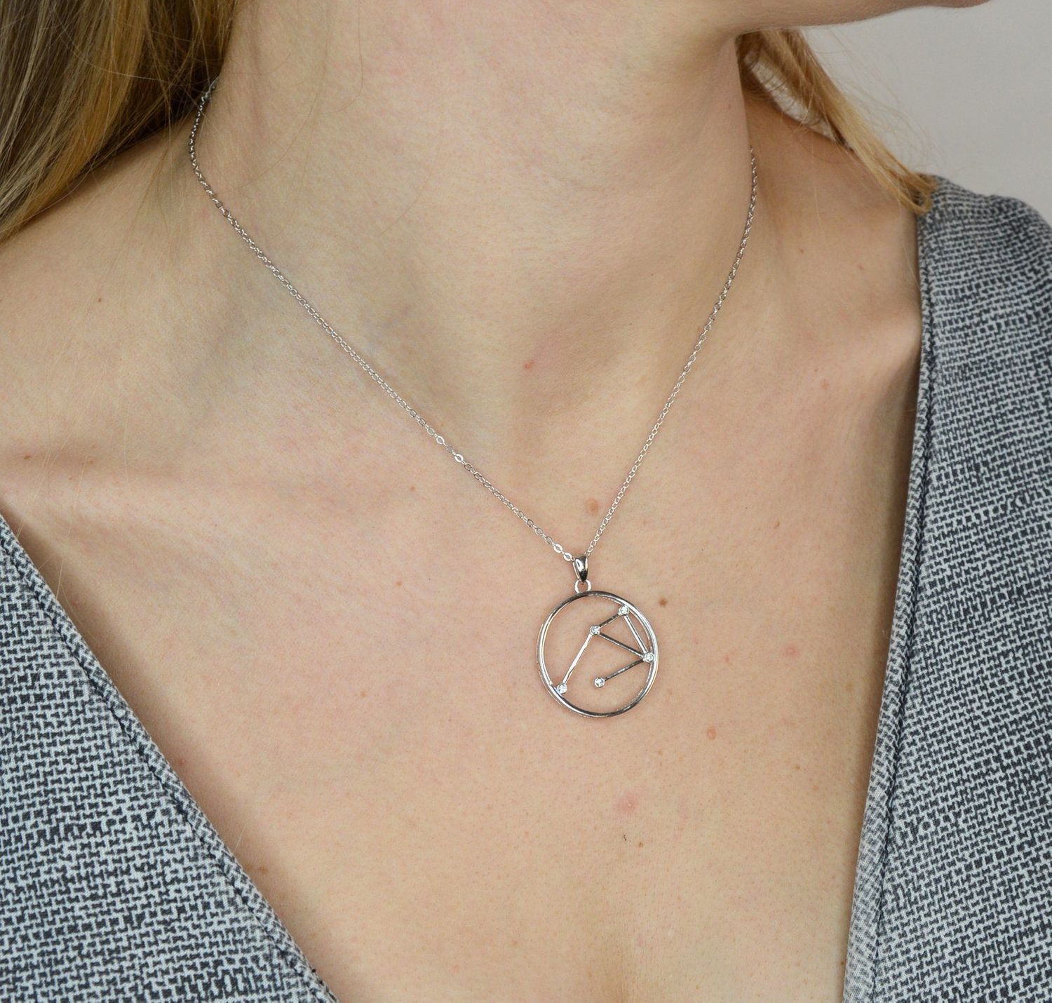 Srebrny naszyjnik znak zodiaku waga JMAS9510SN45 (2).jpg