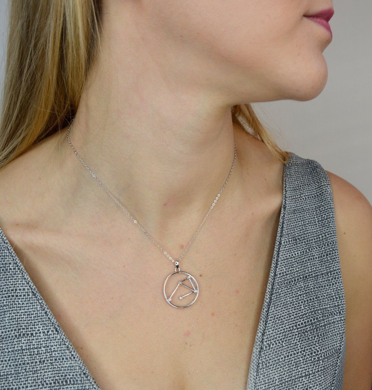 Srebrny naszyjnik znak zodiaku waga JMAS9510SN45 (2).jpg