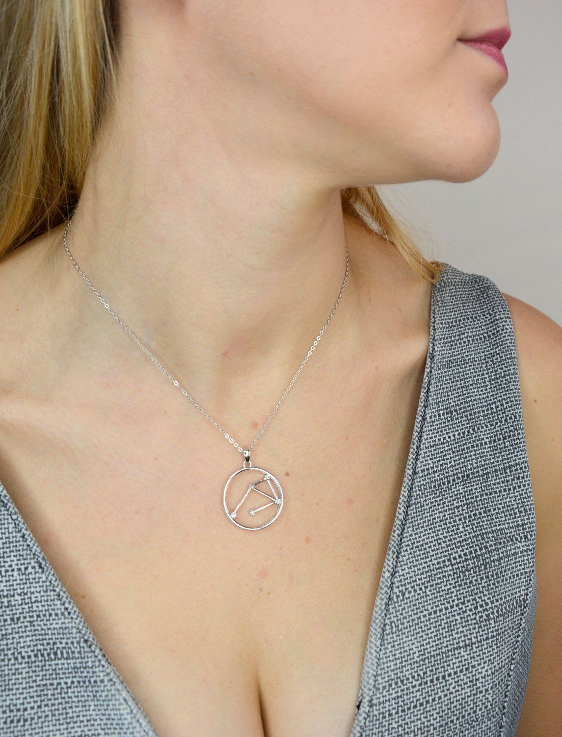 Srebrny naszyjnik znak zodiaku waga JMAS9510SN45 (2).jpg