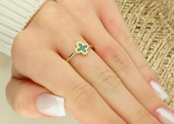 Złoty pierścionek damski 585 koniczynka z malachitem JMG0143GGR zielony.jpg