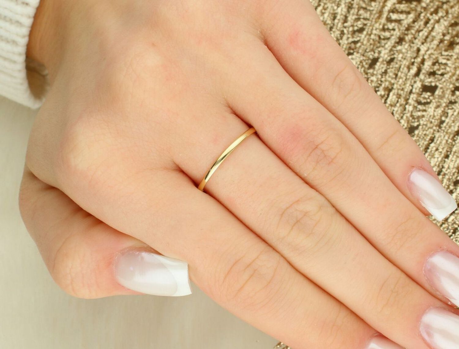 Złoty pierścionek damski 585 koniczynka z malachitem JMG0143GGR.jpg