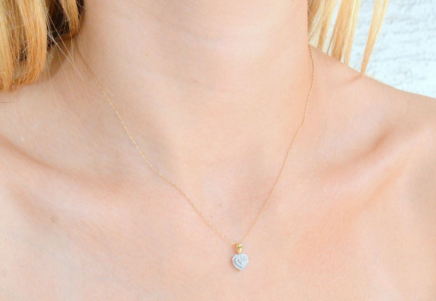 Zawieszka złota Stopniowane serce z 39 Diamentami 585 JP6023Y.jpg