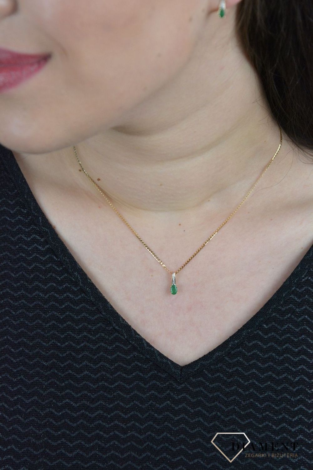 Złota zawieszka z Diamentami i Szmaragdem JP6341EMY.jpg