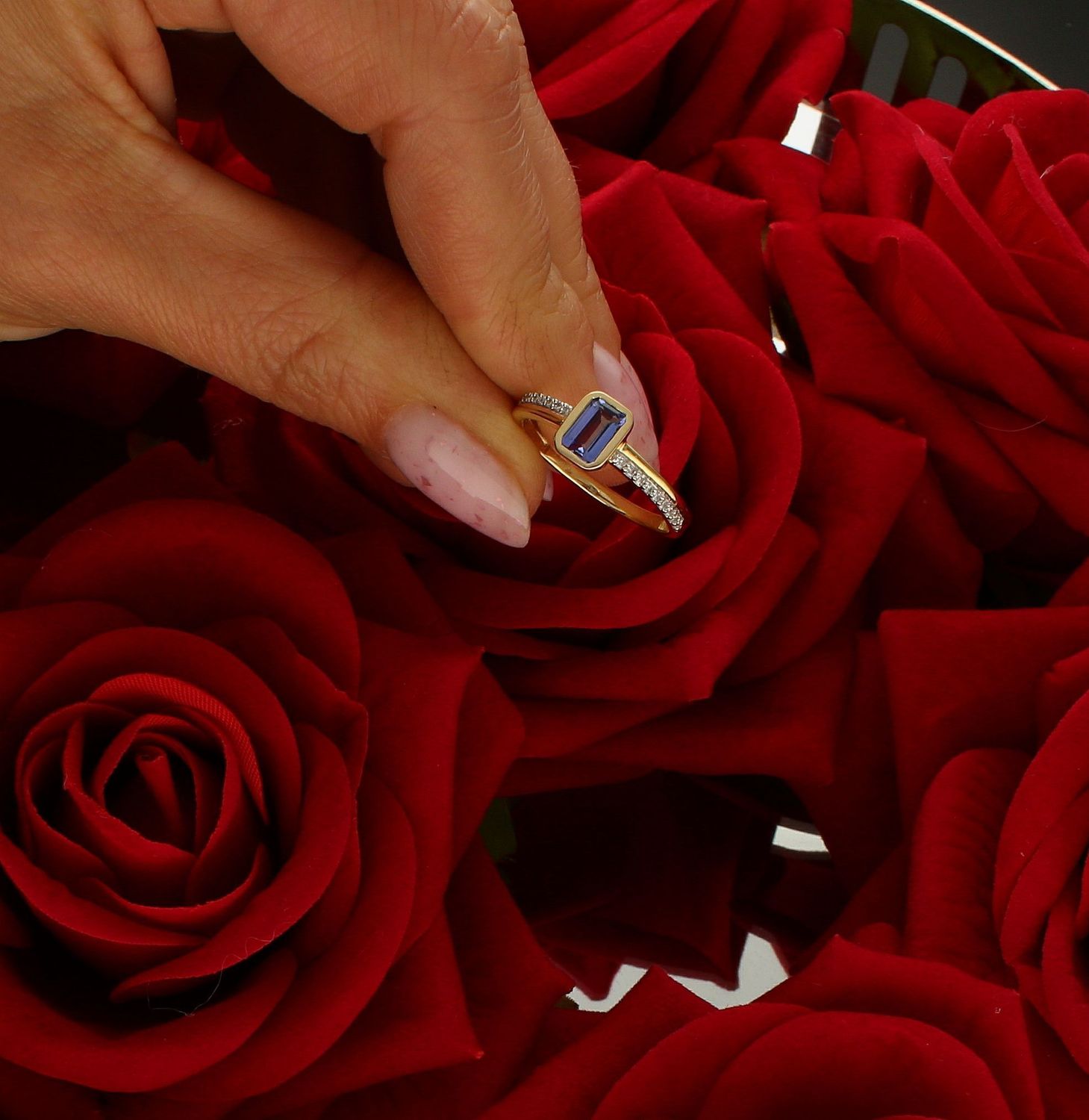 Pierścionek złoty Prostokątny Tanzanit i Diamenty 585 rozmiar 17 (1).jpg