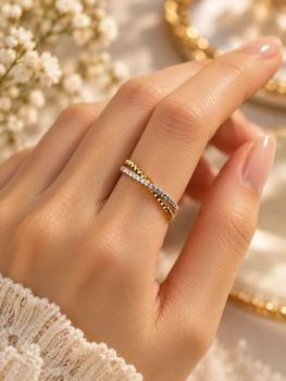 Złoty pierścionek 585 z 15 diamentami 0,07 ct i złotymi kuleczkami – rozmiar 16  (1).jpg
