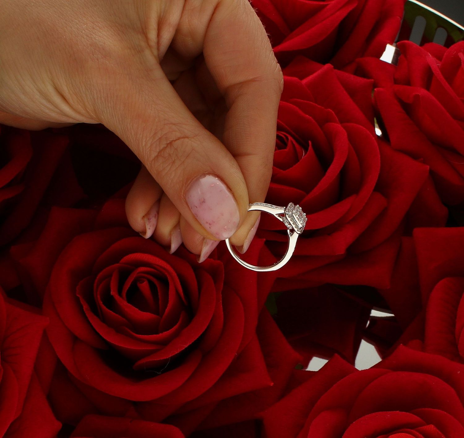 Pierścionek białe złoto Diamenty o formie Bagietki 585 rozmiar 11 (4).jpg