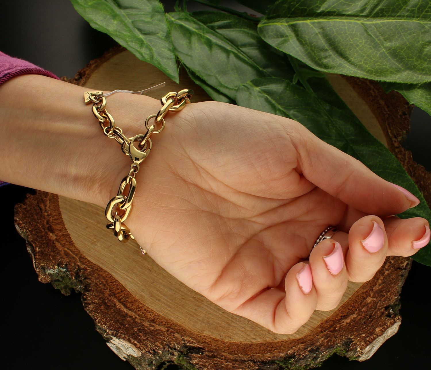 Bransoletka damska GUESS złota z kolorowymi kamieniami JUBB02221JWYGMCL.jpg