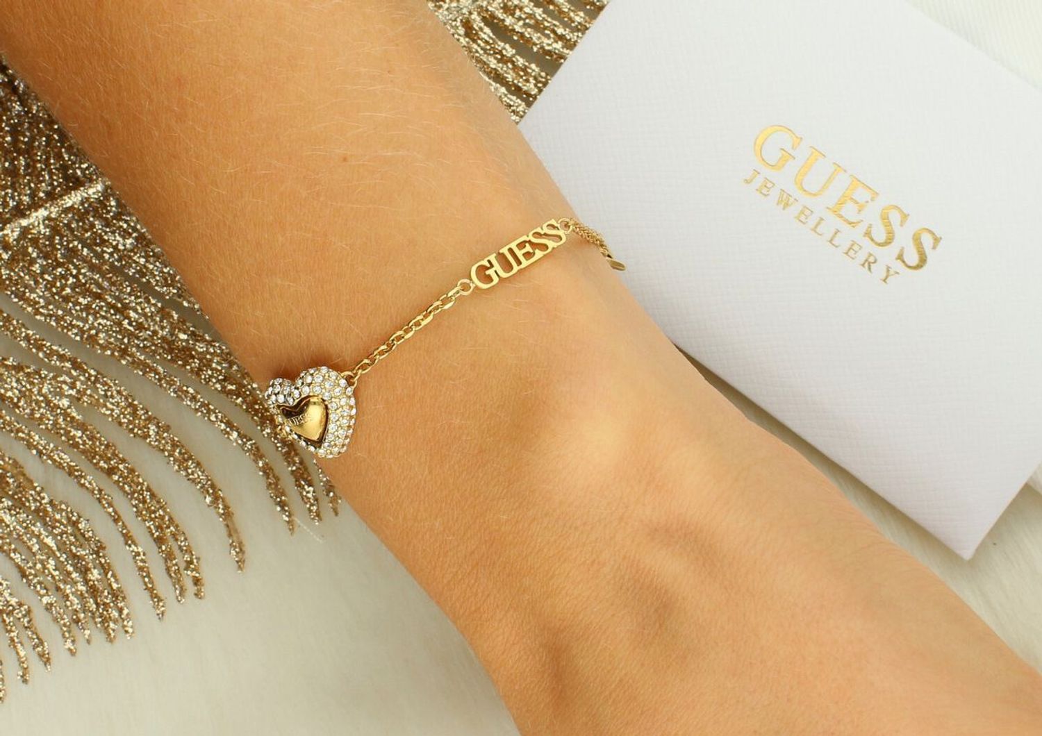 Damska Bransoletka Guess Beloved JUBB05022JWYGS – Stal Szlachetna z Kryształkami.jpg