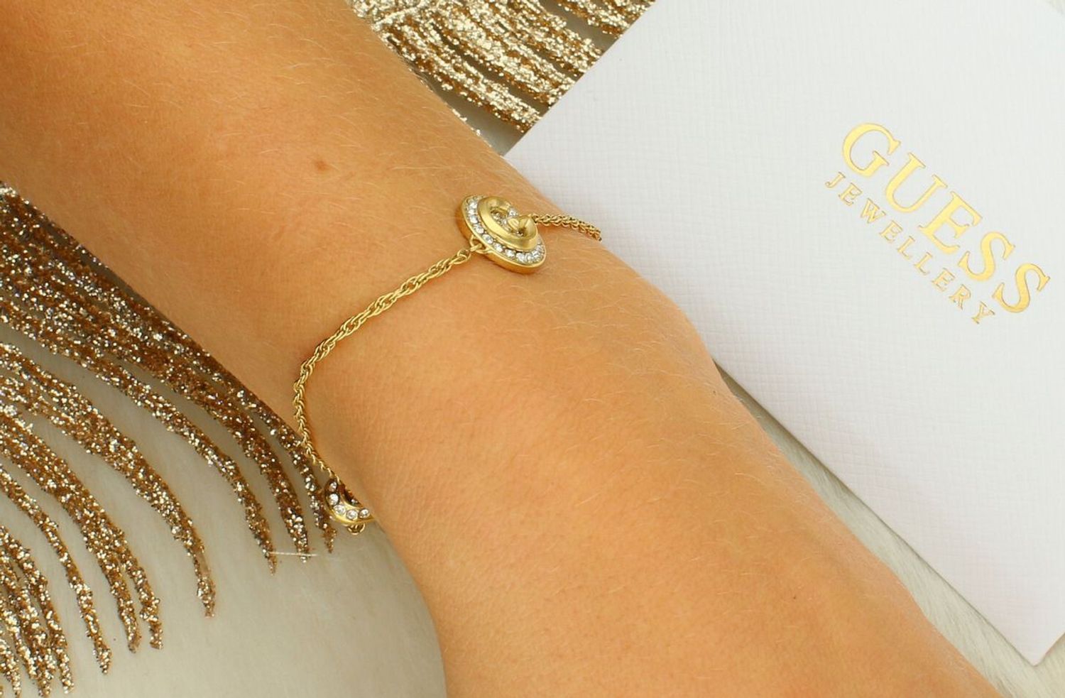 Damska Bransoletka Guess G Crystal JUBB05447JWYGT-U – Kryształki na Litery G.jpg