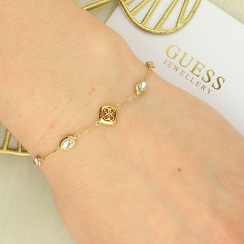 Bransoletka Guess Złota z Cyrkoniami i Logo – Regulowana 15–19 cm  JUBB06149JWYGS fashion.jpg