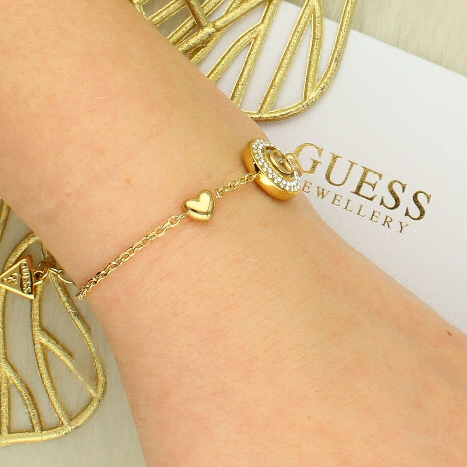 Bransoletka Guess Żółta z Literką G i Cyrkoniami – Regulowana 15–20 cm  JUBB06202JWYGS masa.jpg