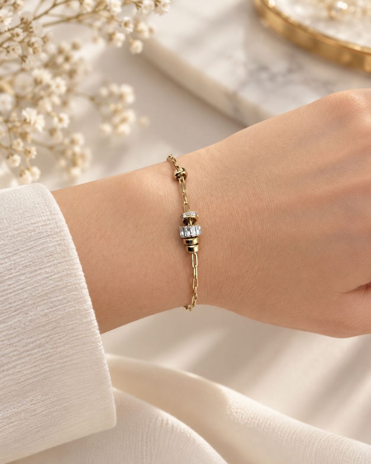 Bransoletka GUESS JUBB06329JWYGS Les Baguettes złota ✨.jpg