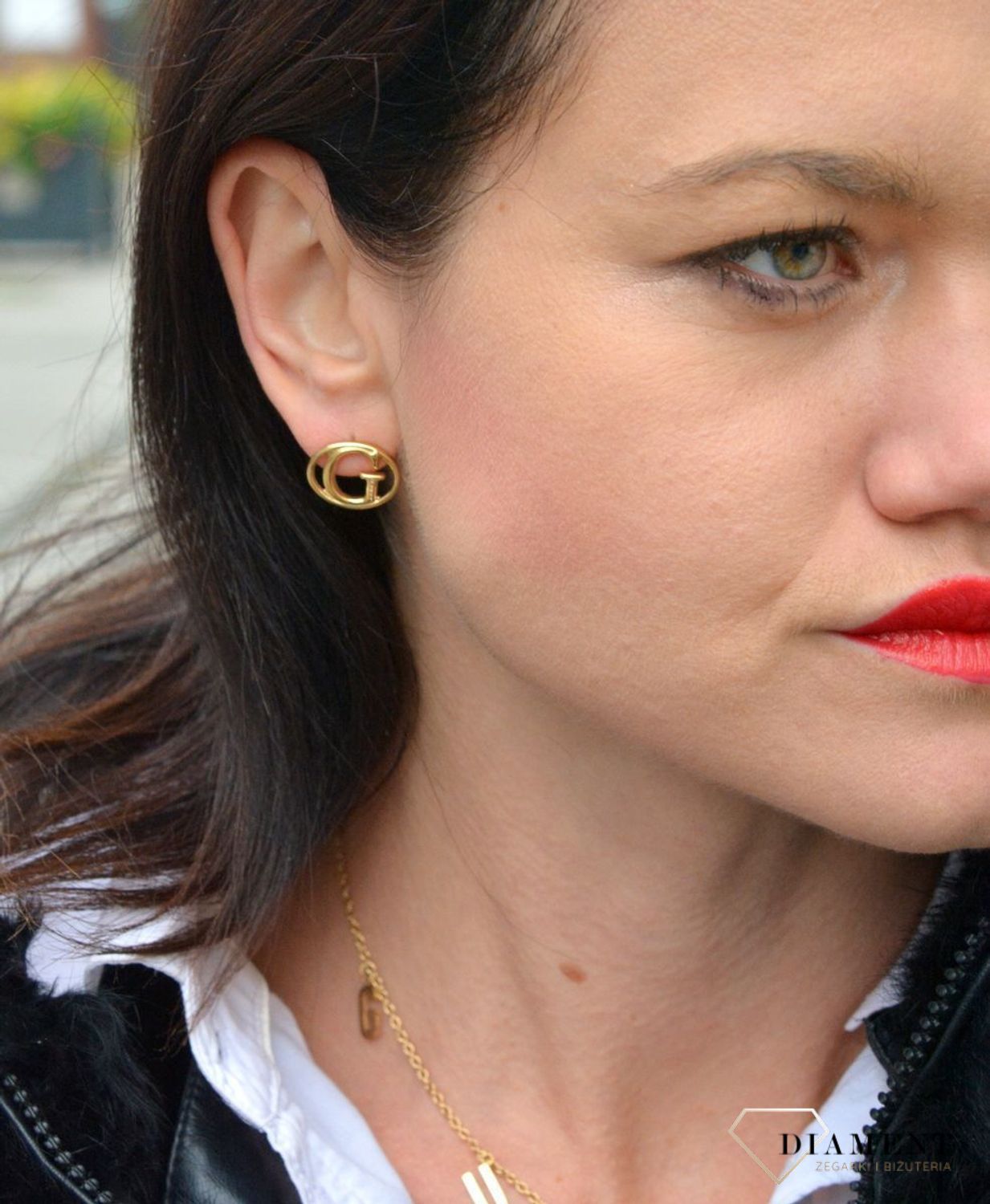 Kolczyki GUESS w kolorze złotym z logo 'G' UBE01041JWYGTU.jpg