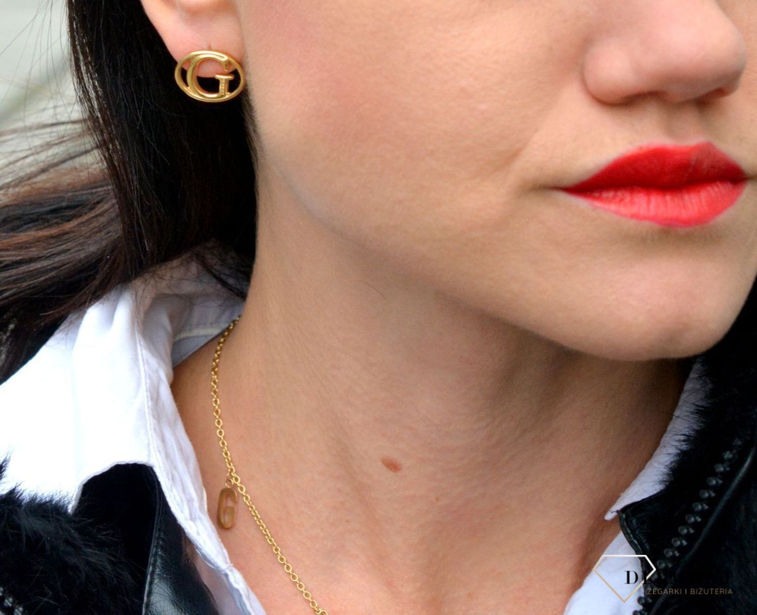 Kolczyki GUESS w kolorze złotym z logo 'G' UBE01041JWYGTU.jpg