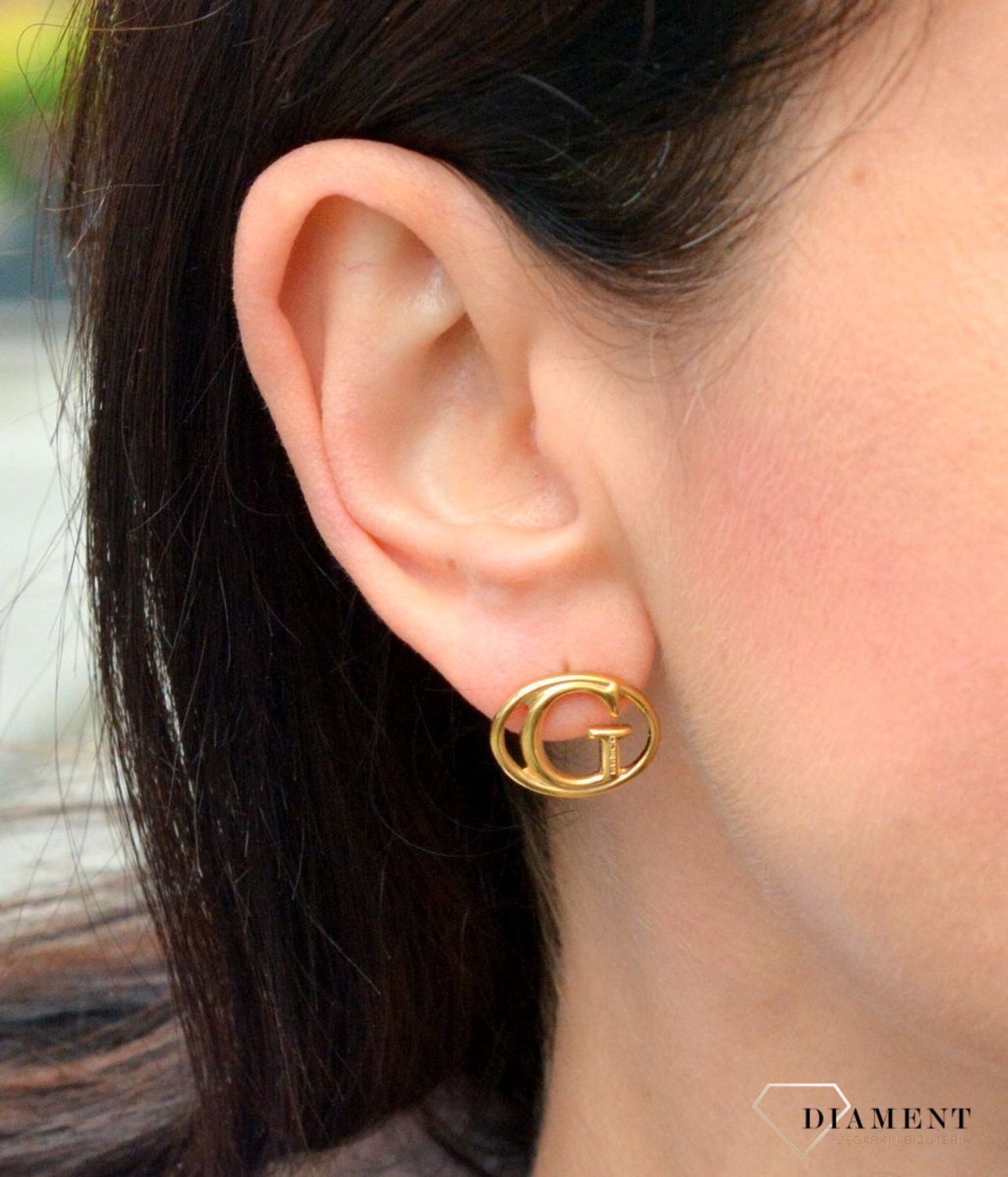 Kolczyki GUESS w kolorze złotym z logo 'G' UBE01041JWYGTU.jpg