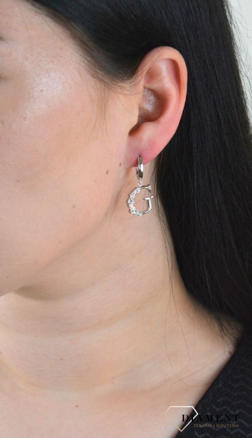 Kolczyki GUESS stalowe mała literka 'G' z kryształami UBE01110JWRHTU.jpg