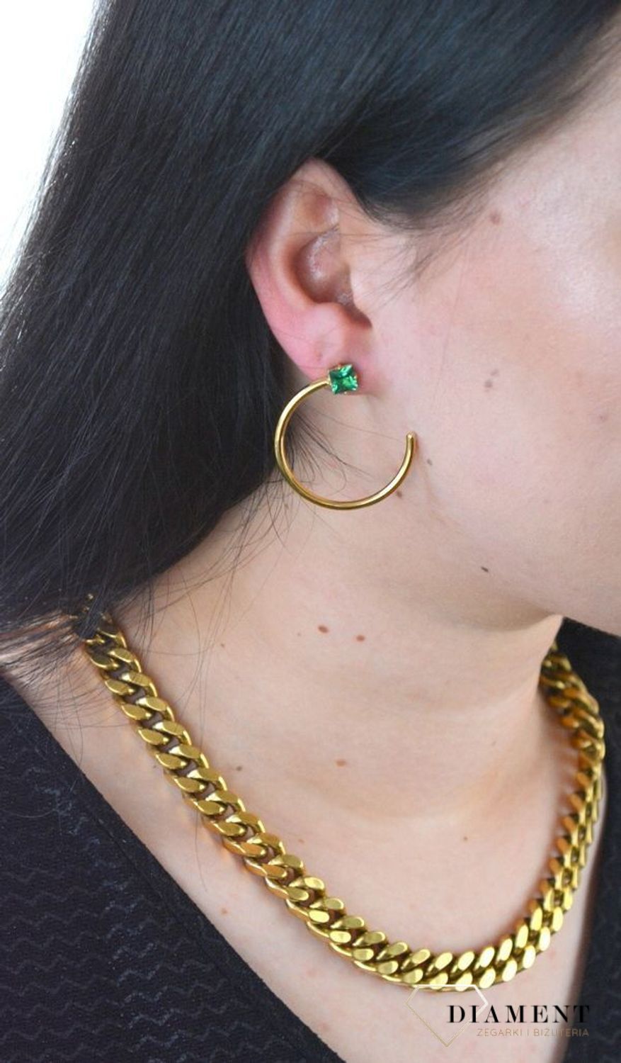 Kolczyki GUESS otwarte koło z zielona cyrkonią JUBE01229JWYGTU.jpg