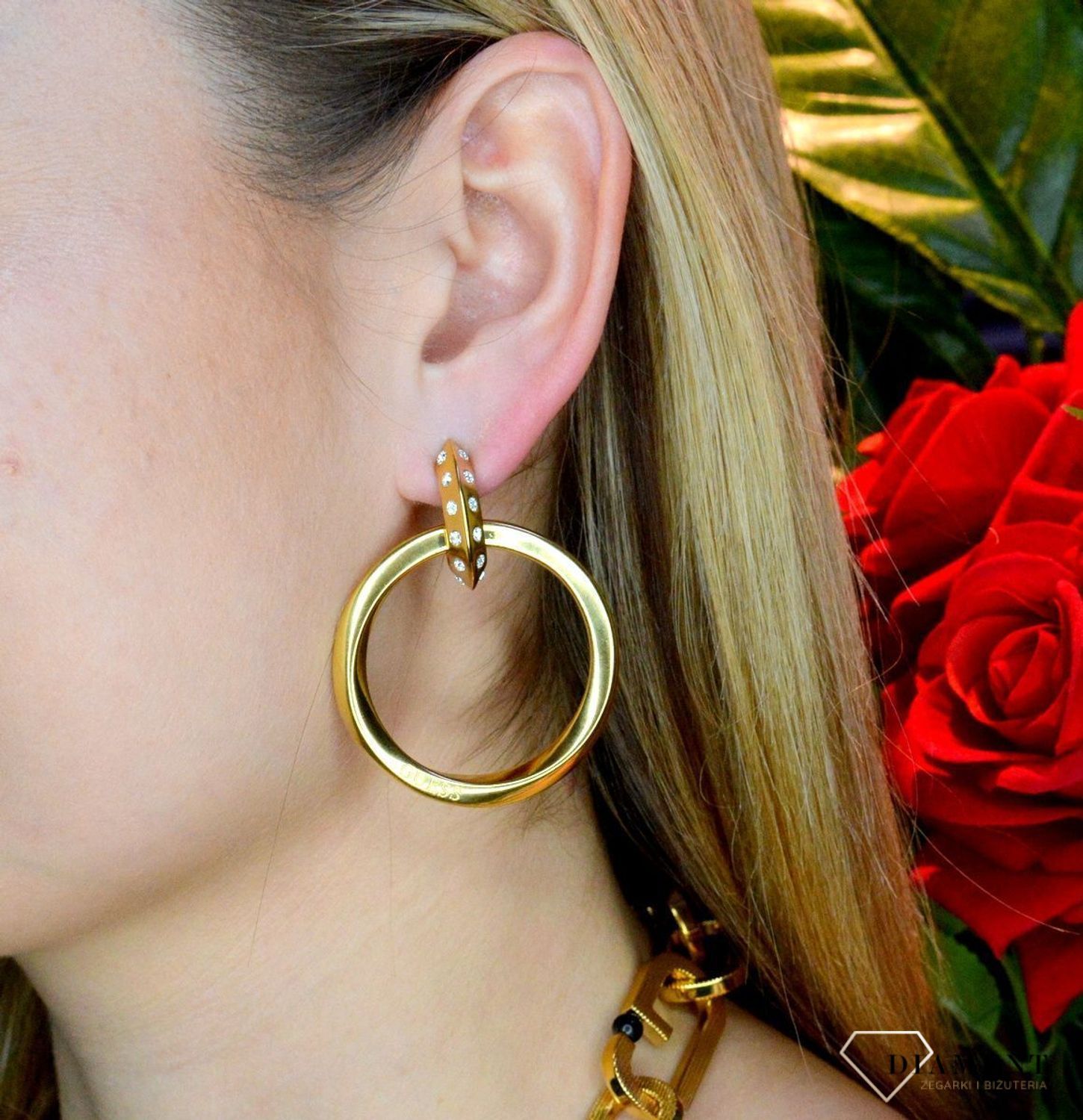 Kolczyki GUESS pozłacane koła z wiszącym z cyrkoniami JUBE01488JWYGT.jpg