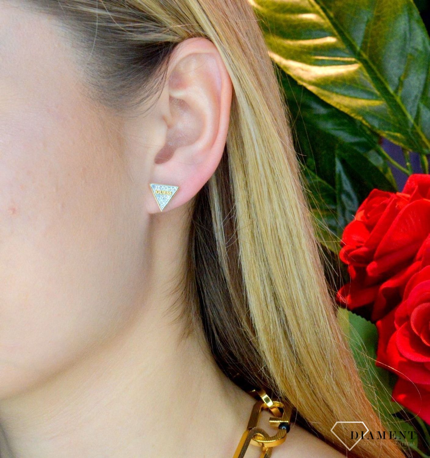 Kolczyki złote damskie trójkąty GUESS z cyrkoniami JUBE02156JWYGTU..jpg